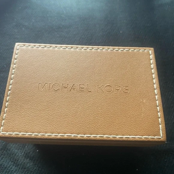 MK WATCH With Box and Authentication Papers - Picture 4 of 4